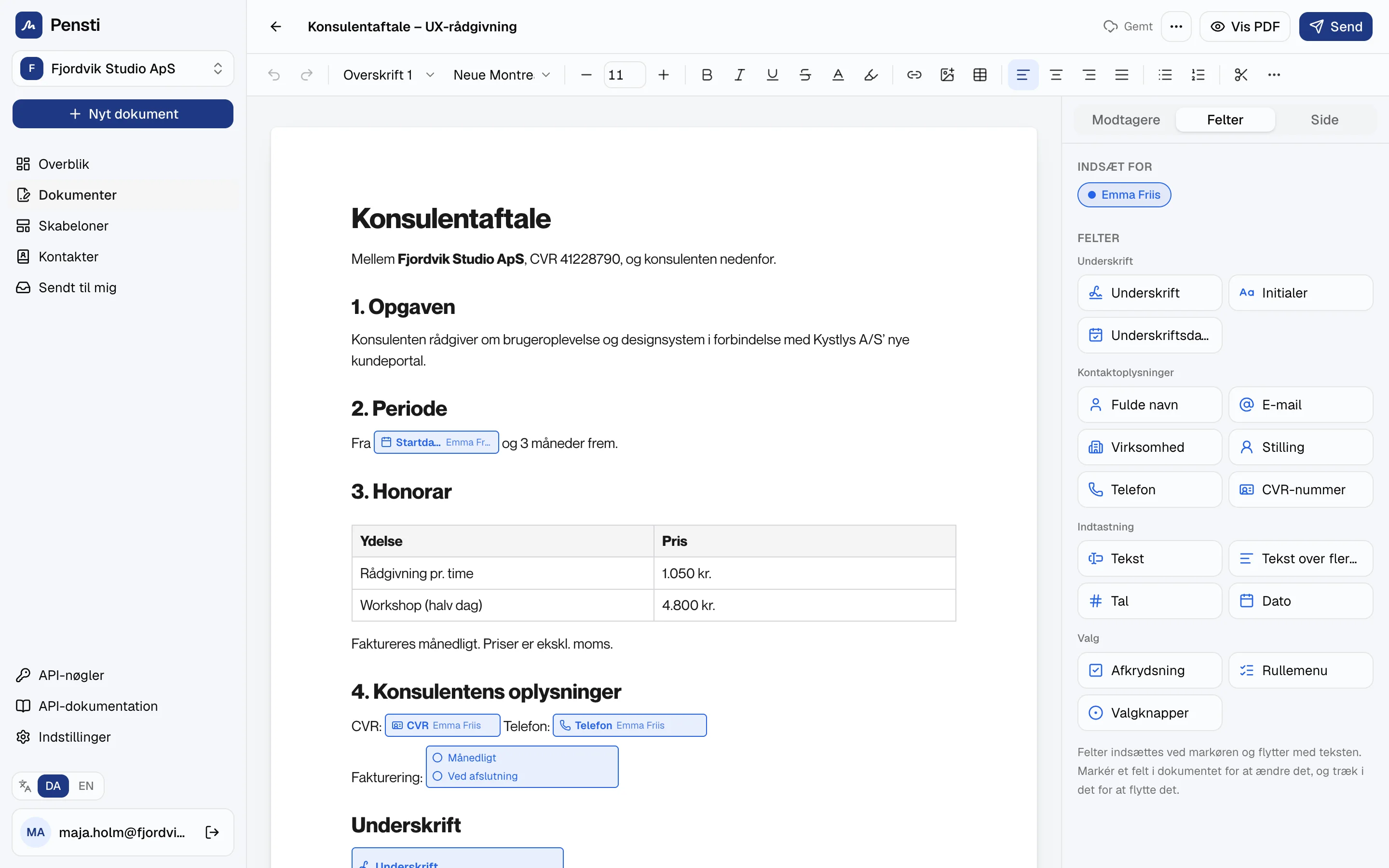 Kontrakteditoren med felttyper i sidepanelet
